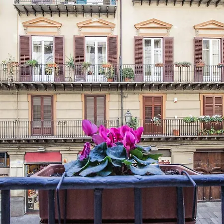 Palazzo Ragusi - Locazioni Turistiche Palermo