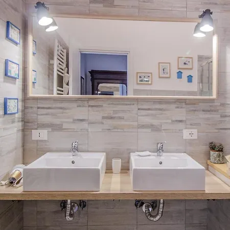 Palazzo Ragusi - Locazioni Turistiche Bed & Breakfast 2*